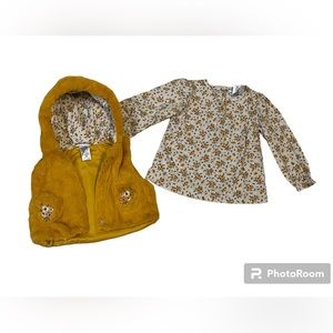 DAISY FUENTES brand. Size 24M. 2 piece shirt and vest.